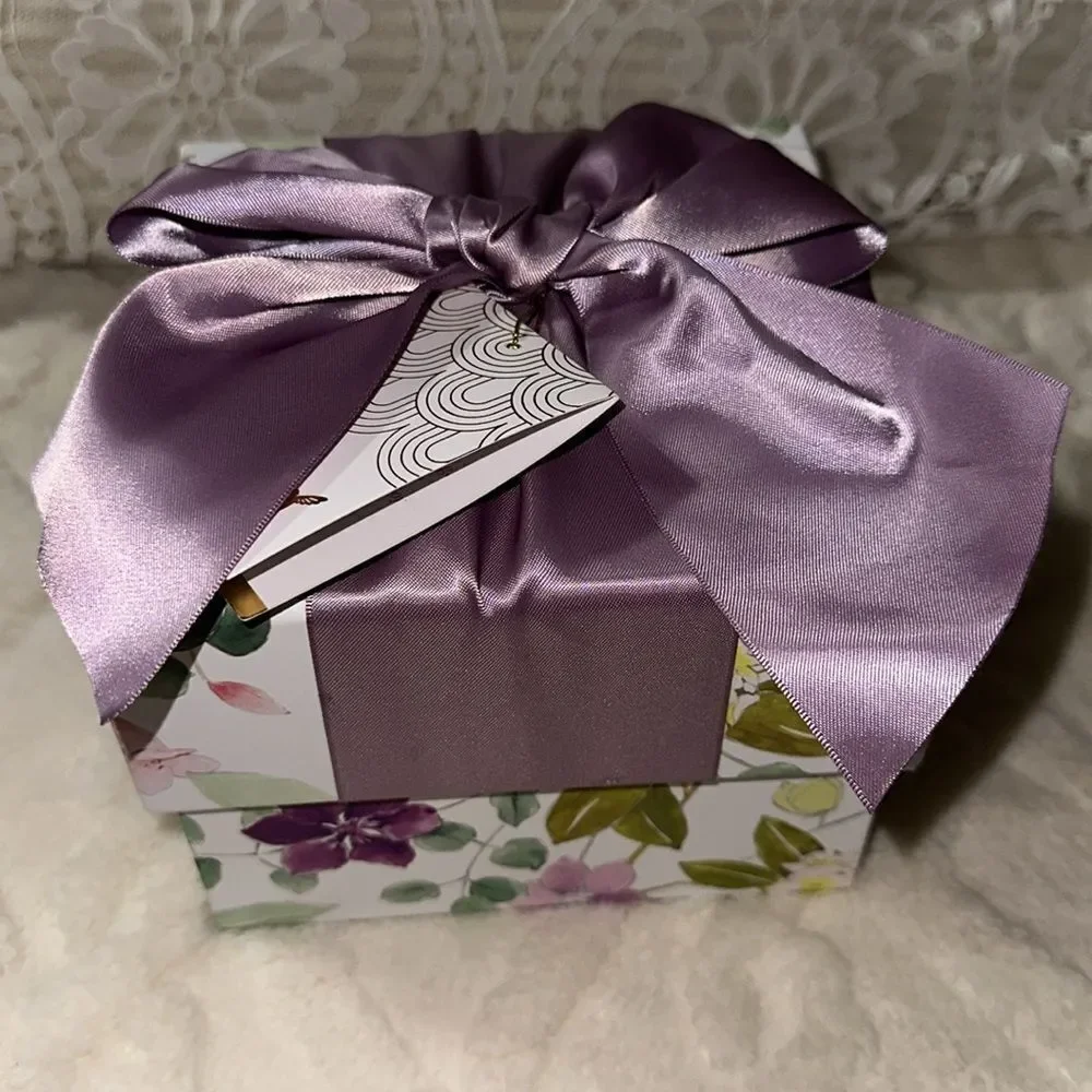PAPYRUS Set of Two Floral Top White Lavender Bow Square Nesting Gift Boxes